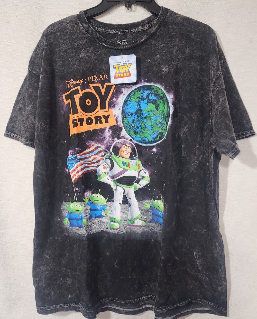 Toy story Buzz lightyear men's large shirt NWT